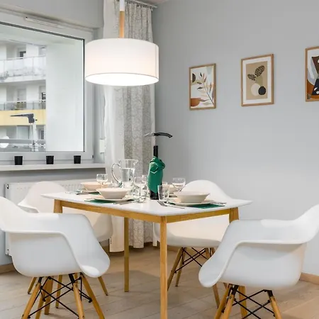 Marcelin Estate By Renters Apartament