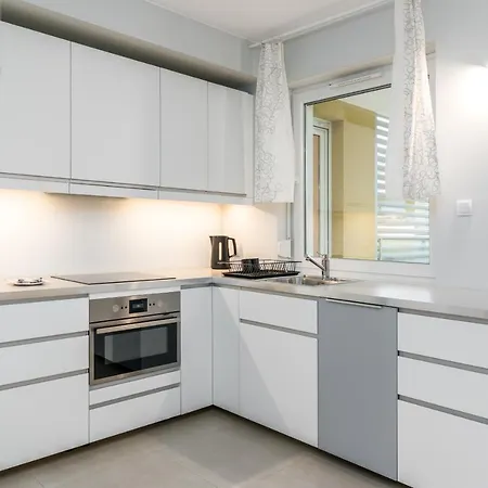 Marcelin Estate By Renters Apartament