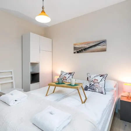 Marcelin Estate By Renters Apartament Poznań