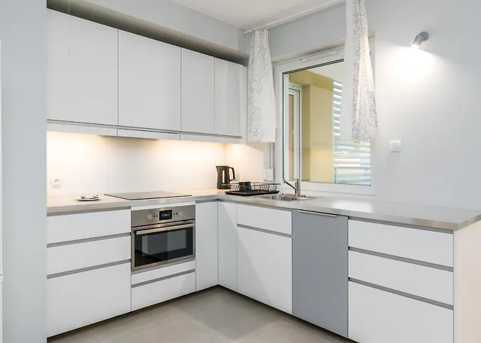 Marcelin Estate By Renters Apartament